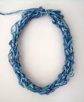 Olympus yarn Bloom necklace